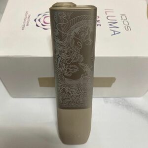 iQOS ILUMA ONE アイコス イルマ ワン 加工 龍 鳳凰 昇り龍 ペブルベージュ 金 和柄 和彫り ドラゴン 不死鳥