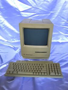Macintosh classicII☆良きApple時代のとても美しく、洗練されたデザインをインテリアに如何ですか〈ジャンク〉