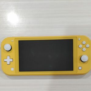 ニンテンドースイッチライト イエロー