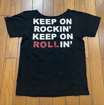 新品同様 ROLL ダメージ Tシャツ KEEP ON ROCKIN' KEEP ON ROLLIN' Tシャツ 検 ロック ROCK PUNK パンク ロックンロール_画像2