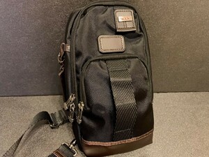 トゥミ　TUMI　バッグ　ショルダーバッグ　ワンショルダー　ハンドバッグ　斜め掛け　バリスティックナイロン