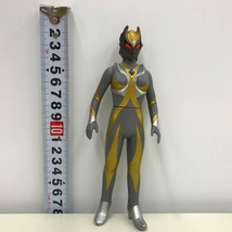 期間限定セール バンダイ BANDAI ウルトラ怪獣シリーズ １４３ カミーラ_画像1