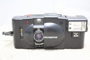 オリンパス OLYMPUS フィルムカメラ XA2