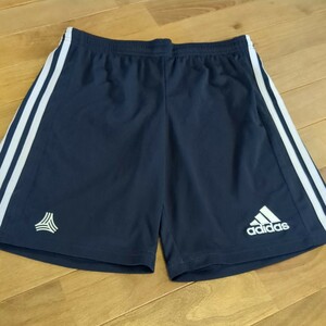 ハーフパンツ adidas アディダス ショートパンツ ブラック　160cm サッカー