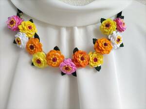 Art hand Auction Handmade lace★Zinnia★Necklace★*.｡☆:*･ﾟ♪, Women's Accessories, corsage, others