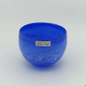 noru way blue deep pot [ sea bottom ] Blue Bawl [Bottom of the Ocean] by Eirik Hauklien, Norway