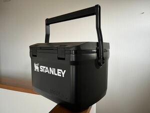 STANLEY スタンレー クーラー 黒 ピュアブラック15.1L アウトドア キャンプ 日本正規品　新品未使用　極美品　完品