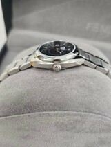 ◇FENDI フェンディ モーメント 腕時計 レディース 未使用（FH4）_画像4