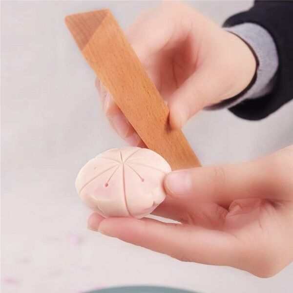 【新品】和菓子道具 三角押棒 練りきり型 製菓用品 木製 木型 三角棒 桜材