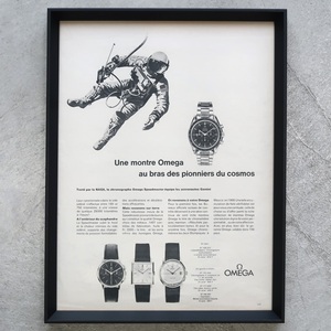 OMEGA オメガ 1966年 Speedmaster ムーンウォッチ NASA 月 アポロ 腕時計 フランス ヴィンテージ 広告 額装品 レア フレンチ ポスター 稀少