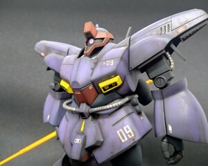 旧キット　1/144　ドライセン　ガンプラ　完成品　塗装済み