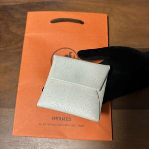 HERMES エルメス　バスティア　コインケース　クレ オフホワイト　アイボリー　白系　小銭入れ 財布 送料込み