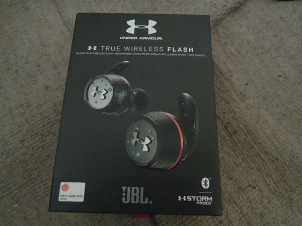 JBL UA SPORT WIRELESS FLASH UA True Wireless Flash X - Engineered by JBL UAJBLFLASHXBLK 中古美品 送料無料 4