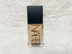 NARS（ナーズ）ライトリフレクティング ファンデーション 02176