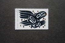 外国切手：アメリカ切手 「先住民の民話」 （アメリカ先住民の多くの民話に登場する鳥〈ワタリガラス〉）1種完 未使用_画像2