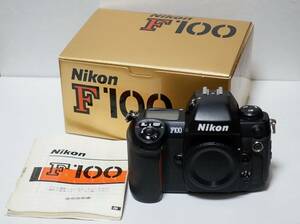 ニコン Nikon F100 ボディ フィルム一眼レフカメラ（通電確認済）