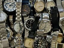 約500点 セイコー・シチズン・カシオ 海外ブランド他 SEIKO・CITIZEN・CASIO 大量腕時計 まとめ売り ジャンク 3_画像10