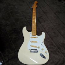フェンダー Stratocaster フェンダージャパンアンティーク エレキギターST57-55_画像1