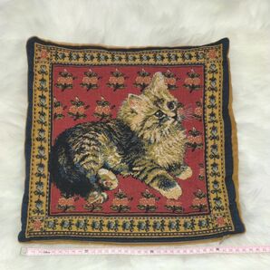 ゴブラン織り猫柄クッションカバー小　34×34cm