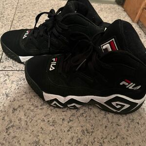 FILA スニーカー 靴 23~23.5 ブラック 黒