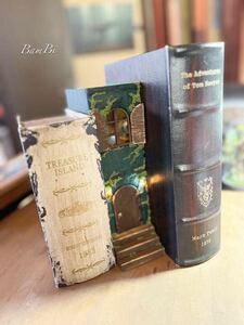 「ブックドールハウス」3連　ミニチュアアート　古書　書物　ブック型小物入れ　シークレットBOX 小人の家