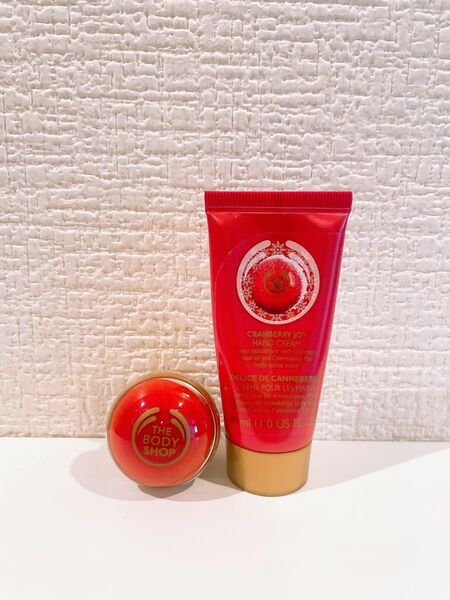 THE BODY SHOP クランベリージョイ　ハンドクリーム　リップバーム