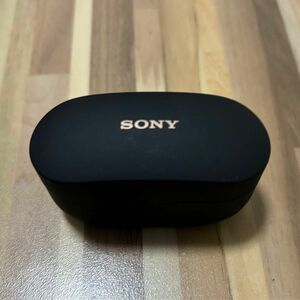 SONY WF-1000XM4 ブラック Bluetooth ノイズキャンセリング 充電ケースのみ