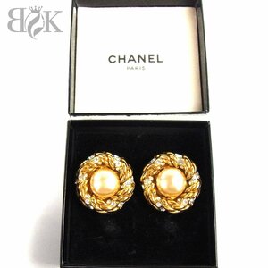 シャネル イヤリング 23 フェイクパール ストーン付き ゴールド系 レディース アクセサリー CHANEL 中古品 ♪