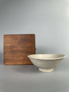 中国美術　宋時代　青白磁茶碗　碗　茶道具　古物　唐物　旧家蔵出　