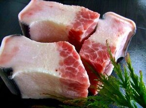  mink .. sashimi for ..1kg whale whale is li is li saucepan 