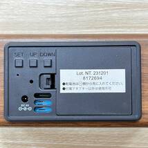 ニトリ 置くだけスマホ充電LED時計 アラーム カレンダー 温度 湿度 アダプター付属 電池 明るさ切替 81726943 【19363_画像5