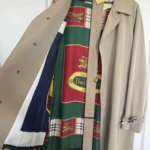 BURBERRY バーバリーロンドン バーバリーステンカラーコート スカーフ柄の画像4