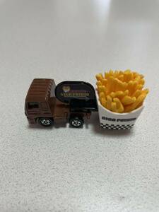 トミカ ギガポテトカー