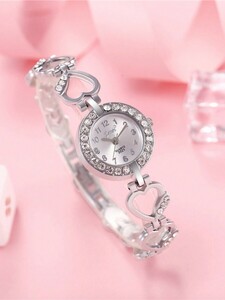 腕時計 レディース セット 6個セットの女性用腕時計 贅沢 水 ダイヤモンド クオーツ腕時計 アナログ ラブリーハート型ブレスレッ