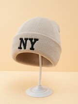 メンズ アクセサリー 帽子 メンズ用3刺繍ニット帽子1点、ロゴ入り、秋冬のカジュアルなスタイルに適しています_画像1