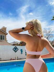 レディース 水着 ビキニセット 女性用ソリッドハート型リングディテールホルタービキニ水着セット、プールや休暇に最適