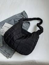 メンズ バッグ ショルダーパック 1個 新作 秋用大容量 パーソナライズされたファッションクロスボディバッグ男性用、日常使用に適し_画像5