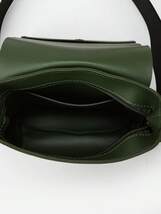 メンズ バッグ ショルダーパック おしゃれな単色ミニクロスボディバッグ、スリングバッグ、ショルダーバッグ、サイドバッグ、スクエアバ_画像2