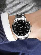 腕時計 メンズ クォーツ 1個 男性用腕時計 銀色のステンレススチールストラップ グラマラスなラインストーン装飾、日付表示のある丸_画像3