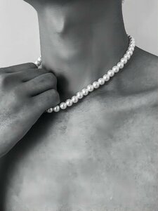 メンズ ジュエリー ネックレス クロスペンダント付きの白いガラス模造真珠ビーズネックレス1個、男性用。ホリデーギフトに最適で、優れ