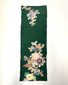 花とら●リサイクル端切れ　緑　みどり　菊　花　ちりめん　刺繍　リメイク　素材　細工用　　　　240505-６