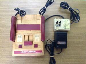 Nintendo Famicom console tested 任天堂 ファミコン 本体1台 動作確認済 D919T