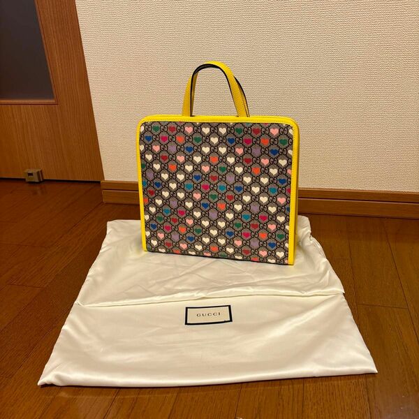 入手困難GUCCIトートバッグ