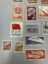 中国切手 まとめ 計17枚 毛沢東主席 3000 4種中國人民郵政 古切手 コレクション放出品 バラ 中華人民共和国 レア 希少 人民郵政 保衛 E746_画像4