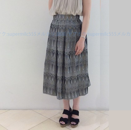 Tiara　ティアラ　ジャガードスカート　メルローズ　フレアスカート　ロングスカート　サイズ２　Mサイズ