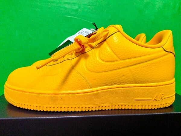 Nike Air Force 1 '07 Pro-Tech WP University Gold 28.5cm FB8875-700