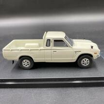 BQ3032 ハイストーリー 1/43 NISSAN DATSUN TRUCK CUSTOM DX・L 1979 ホワイト ミニカー_画像6