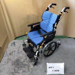 (WC-11456)【中古車いす】松永製作所　介助式車椅子　ネクストコア・くるり NEXT-81B　消毒洗浄済み　介護用品