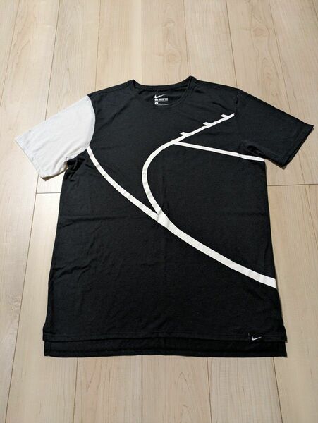 NIKE半袖Tシャツ