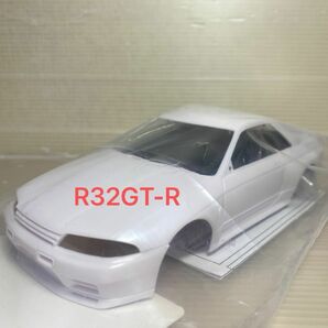 京商ミニッツスカイライン GT-R R32 グループA仕様 ホワイトボディセット未塗装ホイル付AWD MZN201